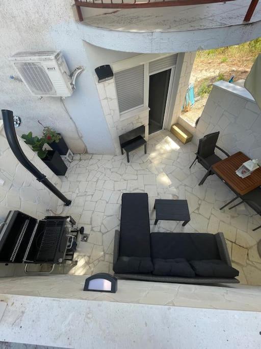 Seaesta Holiday- Modern Studio Appartement Trogir Buitenkant foto